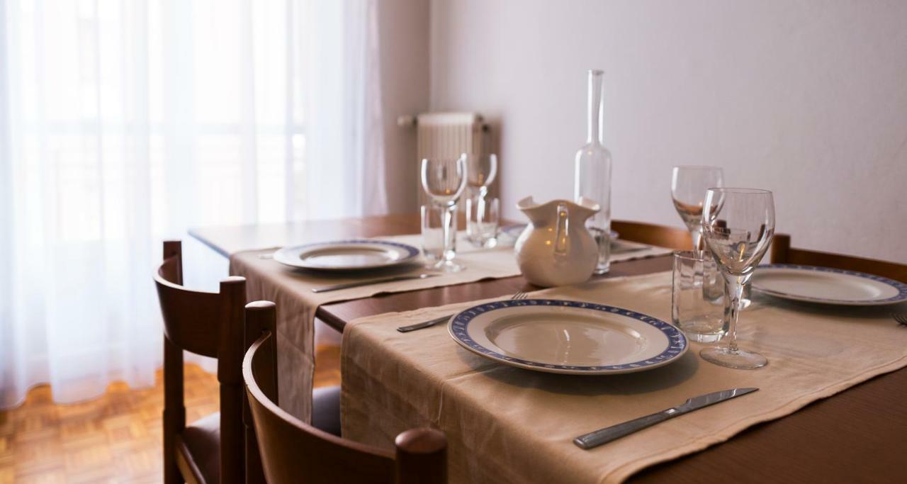 Joivy Welcoming 1Br Apt Next To Villa Olmo 코모 외부 사진