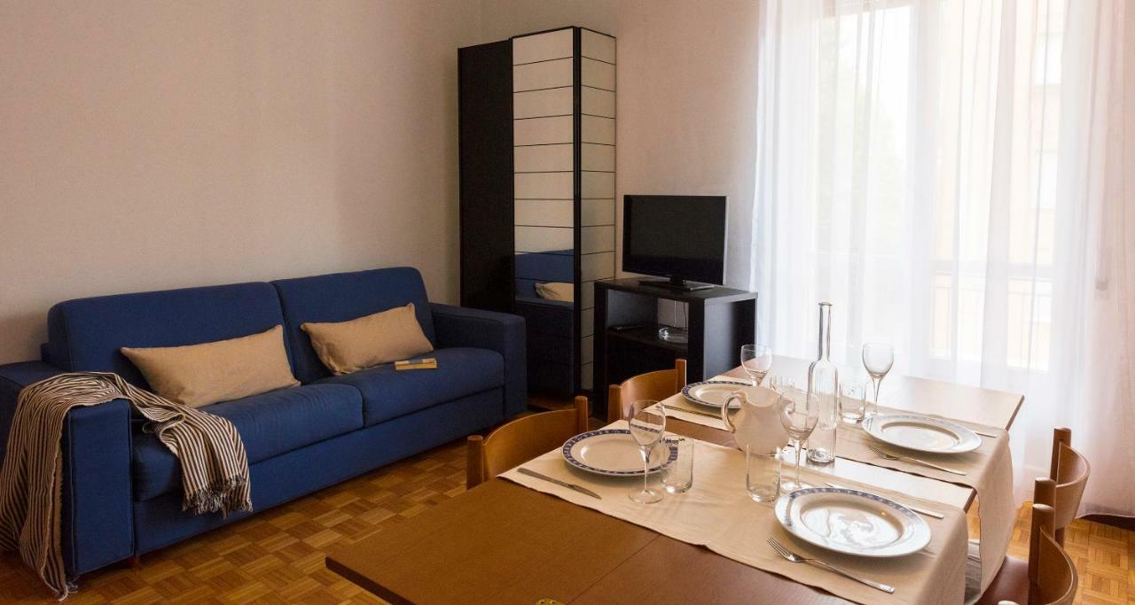 Joivy Welcoming 1Br Apt Next To Villa Olmo 코모 외부 사진