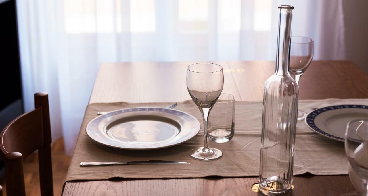 Joivy Welcoming 1Br Apt Next To Villa Olmo 코모 외부 사진