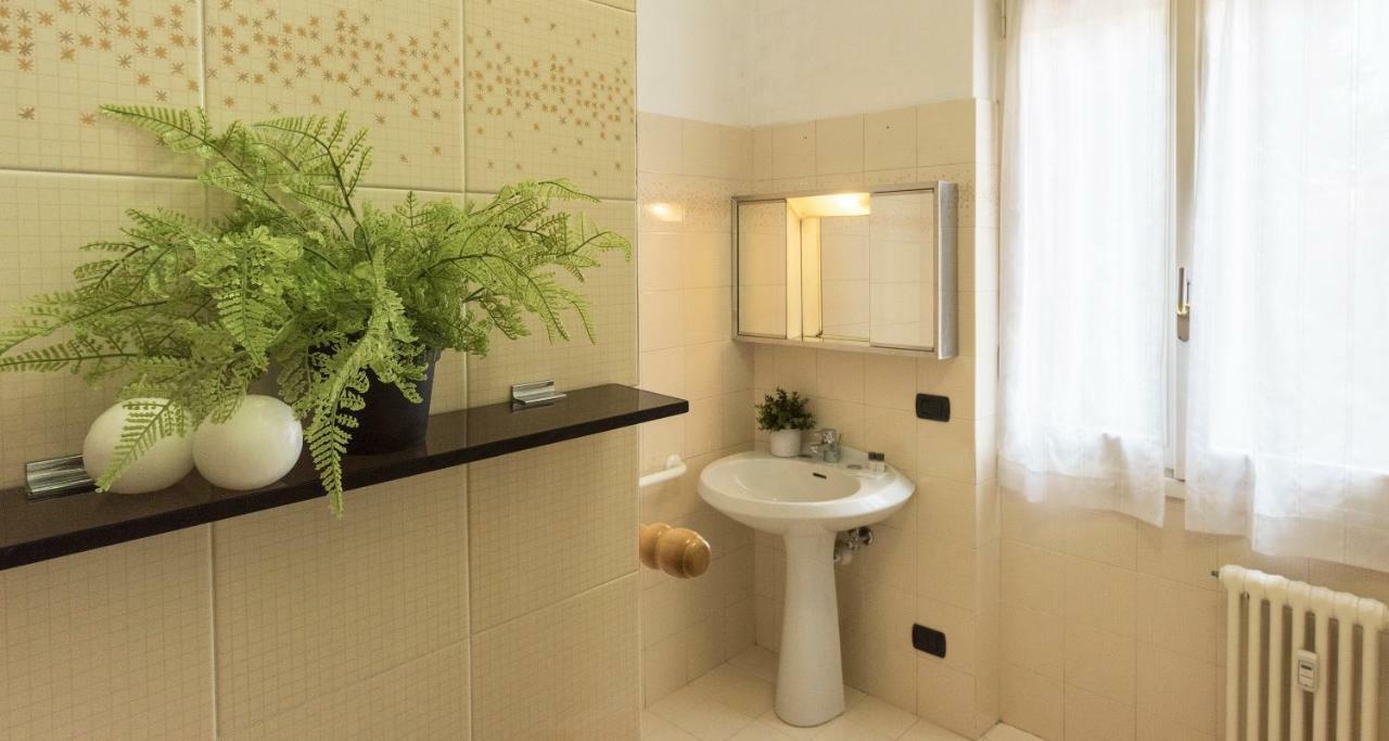 Joivy Welcoming 1Br Apt Next To Villa Olmo 코모 외부 사진
