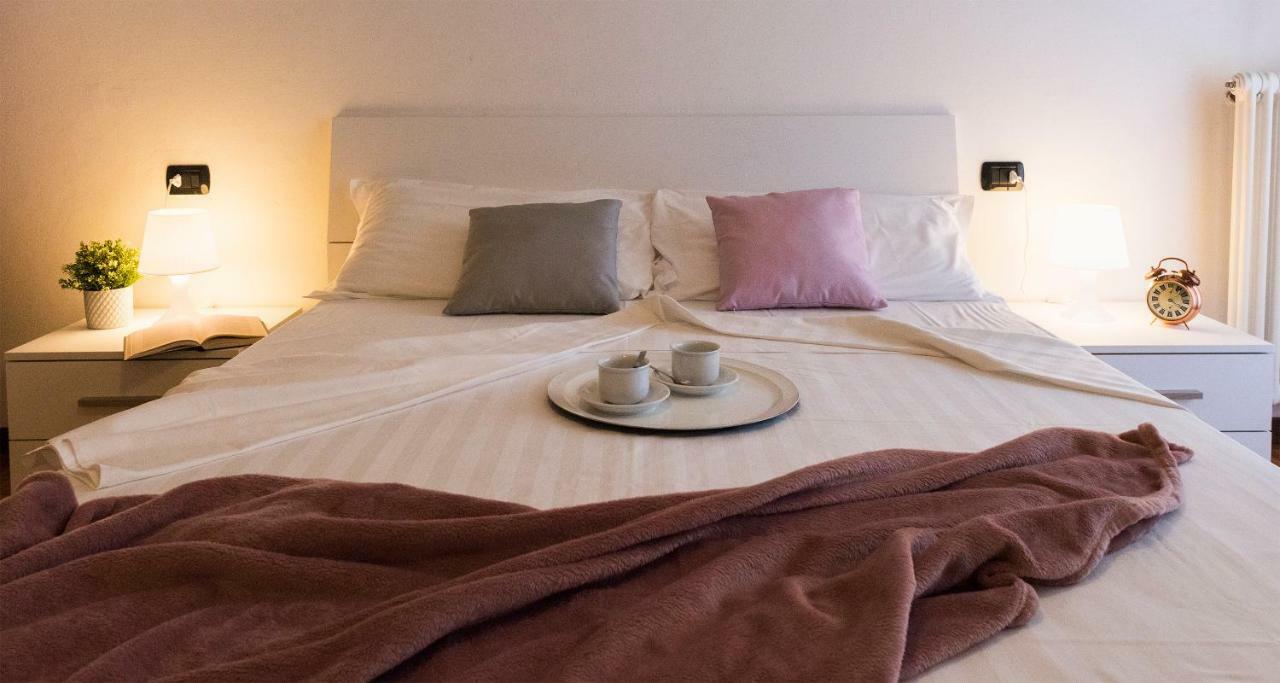 Joivy Welcoming 1Br Apt Next To Villa Olmo 코모 외부 사진